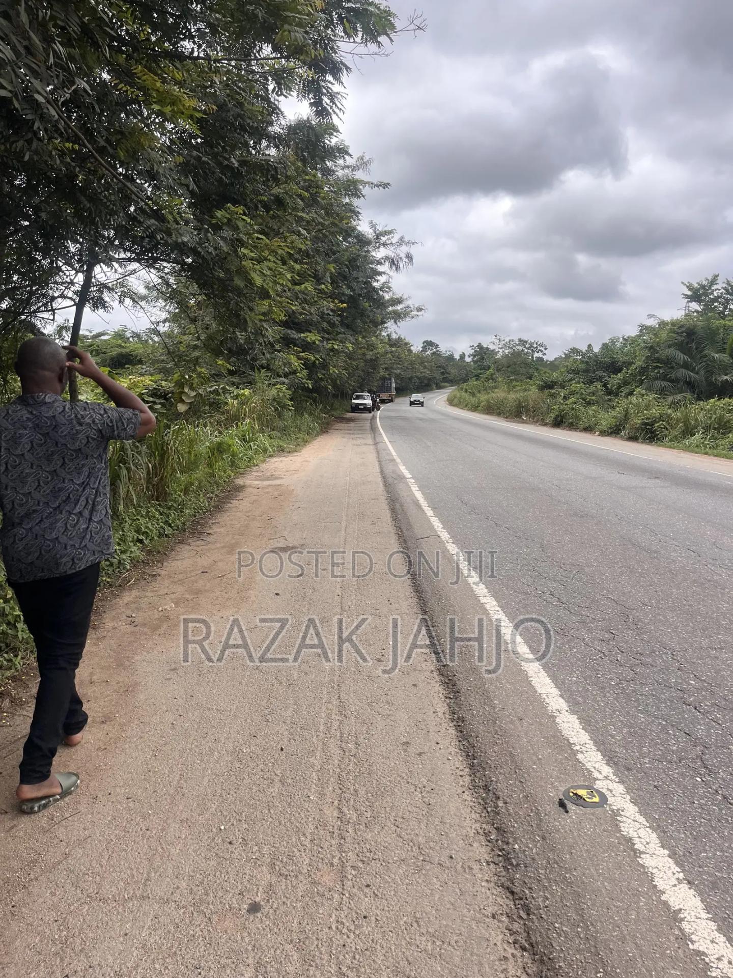 4 Acres of Roadside Land for Sale -  Land in Eastern Region, Suhum/Kraboa/Coaltar - Sale