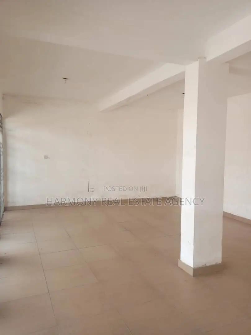 Big Space to Let -Dzorwulu -  Commercial in Greater Accra, Dzorwulu - Rent