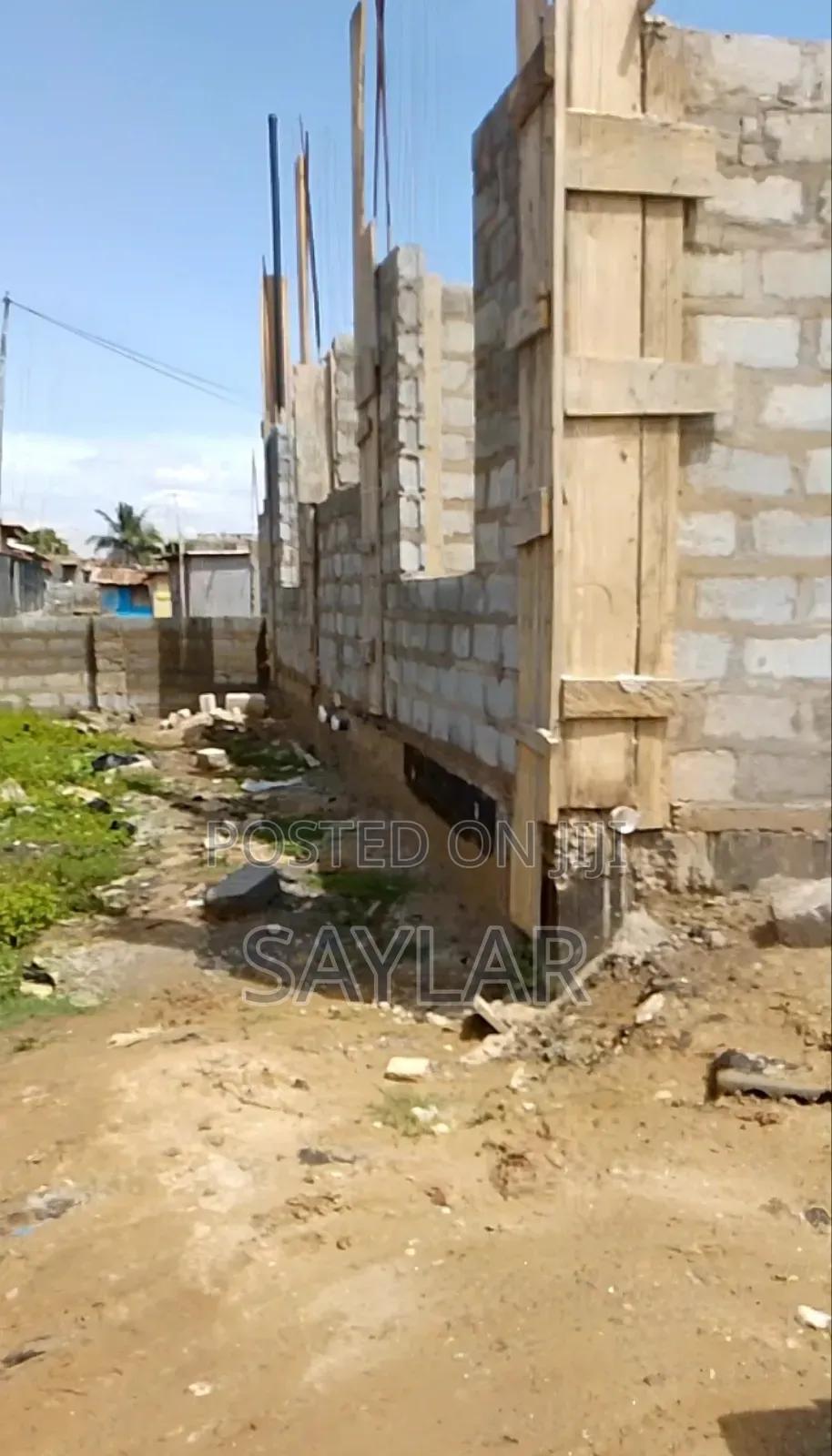 Lintel Reach Apartment House for Sale -  Commercial in Greater Accra, Accra Metropolitan - Sale