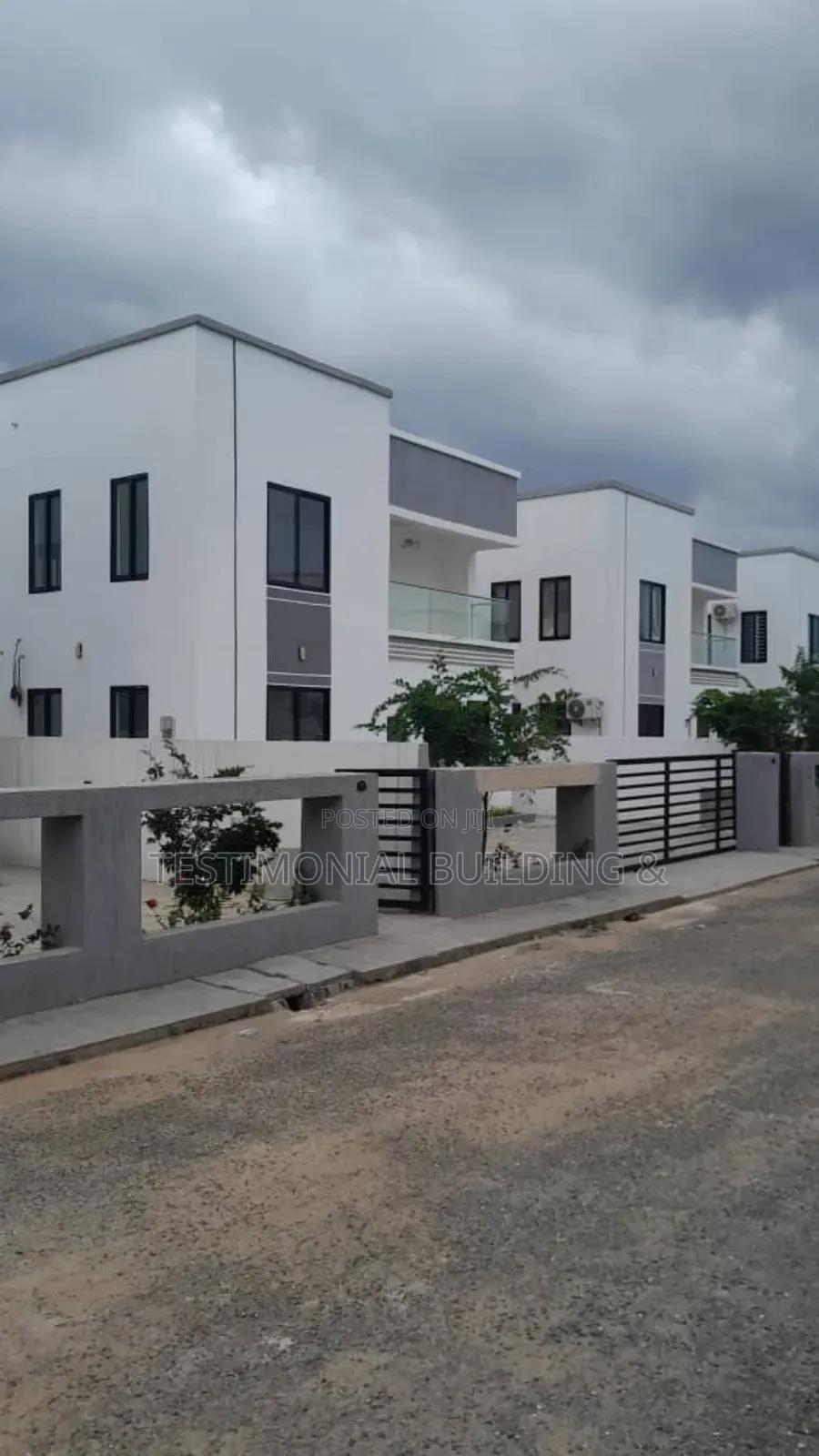 4bdrm House in Testimonial Building, Oyarifa for sale -  House in Greater Accra, Oyarifa - Sale