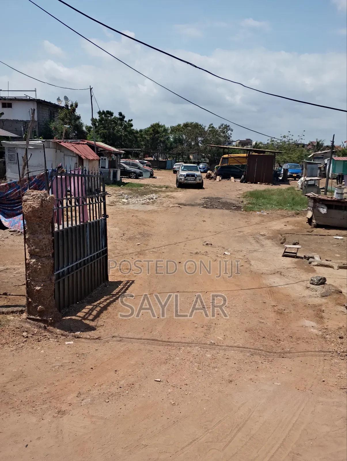 An Acre of Land Facing the Gpha Fence at Comm19 -  Land in Greater Accra, Tema Metropolitan - Sale