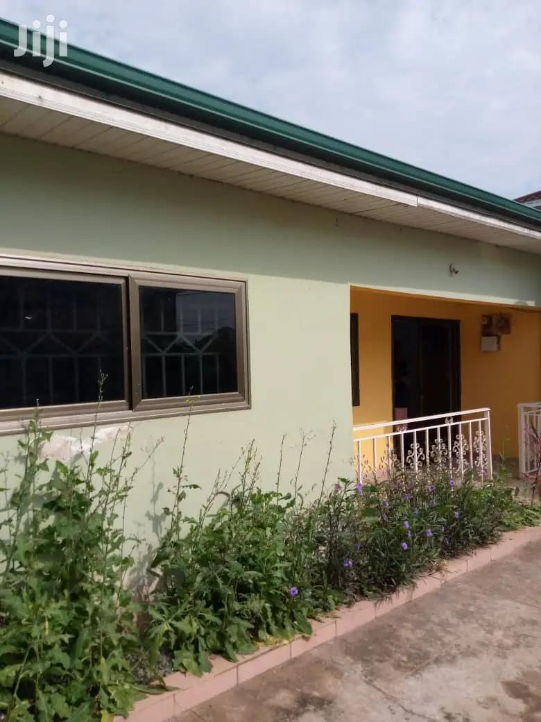 2bdrm House in Ga East Municipal for rent -  Apartment in Greater Accra, Ga East Municipal - Rent