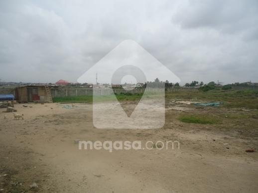 Commercial space for sale at Accra-Tema Beach Road - Commercial in Accra-Tema Beach Road - Sale