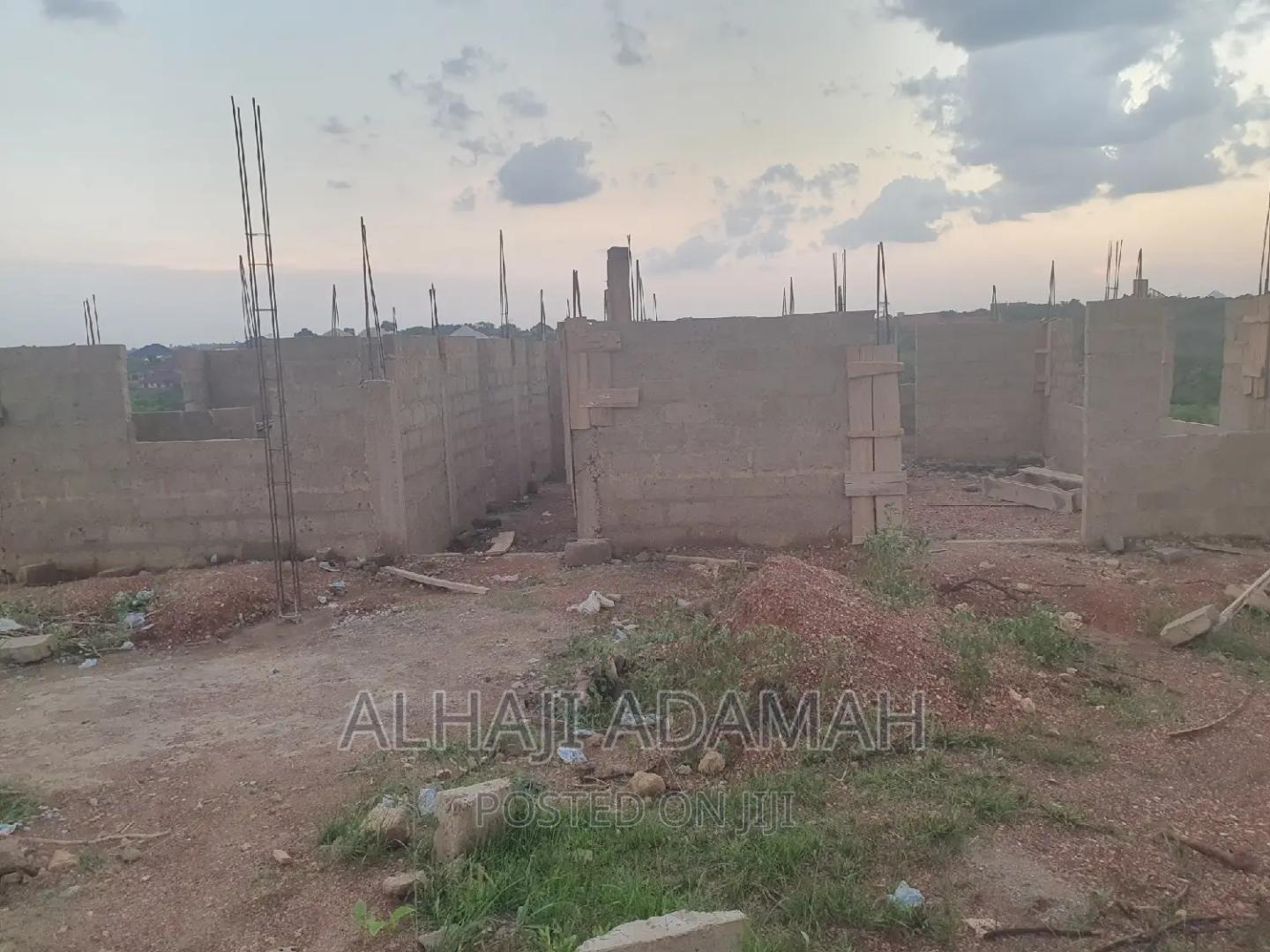 5bdrm Block of Flats in Diamond City Astate, Kumasi Metropolitan - 5 bedroom House in Ashanti, Kumasi Metropolitan - Sale