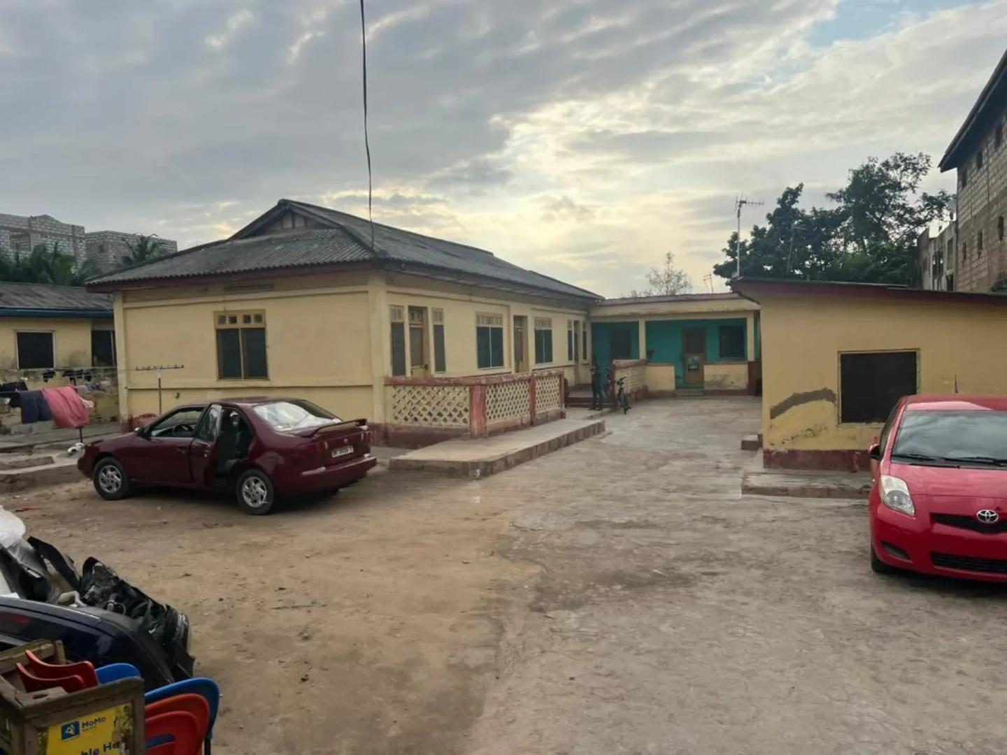 70x120 Commercial Free Hold For Sale - Commercial in Greater Accra, Kaneshie - Sale