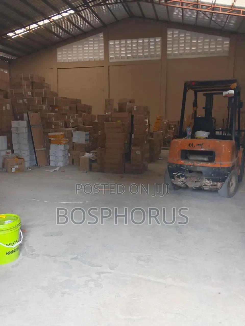 Warehouse for Rent - Commercial in Greater Accra, Achimota, Mile 7 - Rent