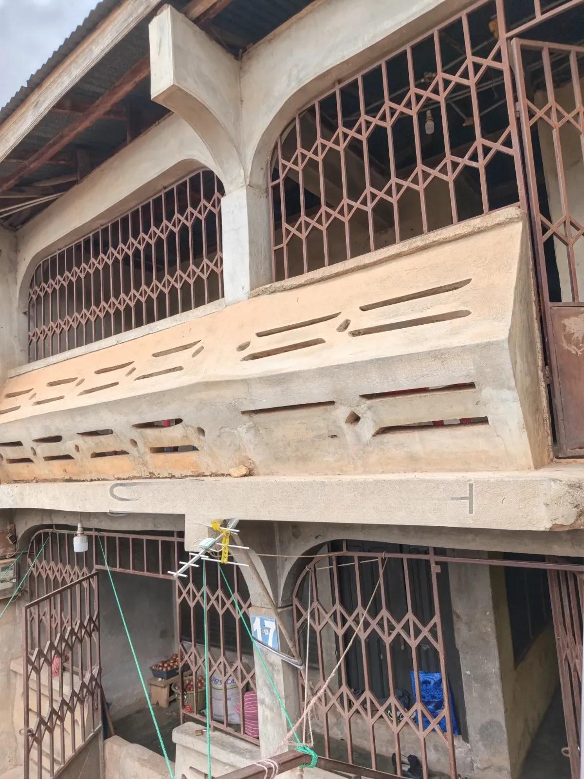 6bdrm House in Free Will Agency, Kumasi Metropolitan for sale - 6 bedroom House in Ashanti, Kumasi Metropolitan - Sale