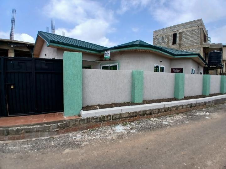 2 bedroom house for rent at East Legon Mempasem - 2 bedroom House in East Legon Mempasem - Rent