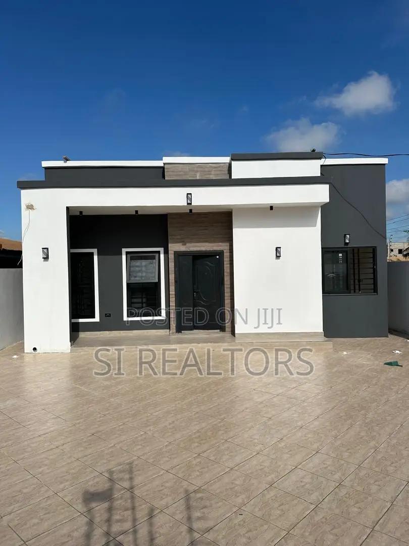 3bdrm Bungalow in Community 18, Spintex for sale - 3 bedroom House in Greater Accra, Spintex - Sale