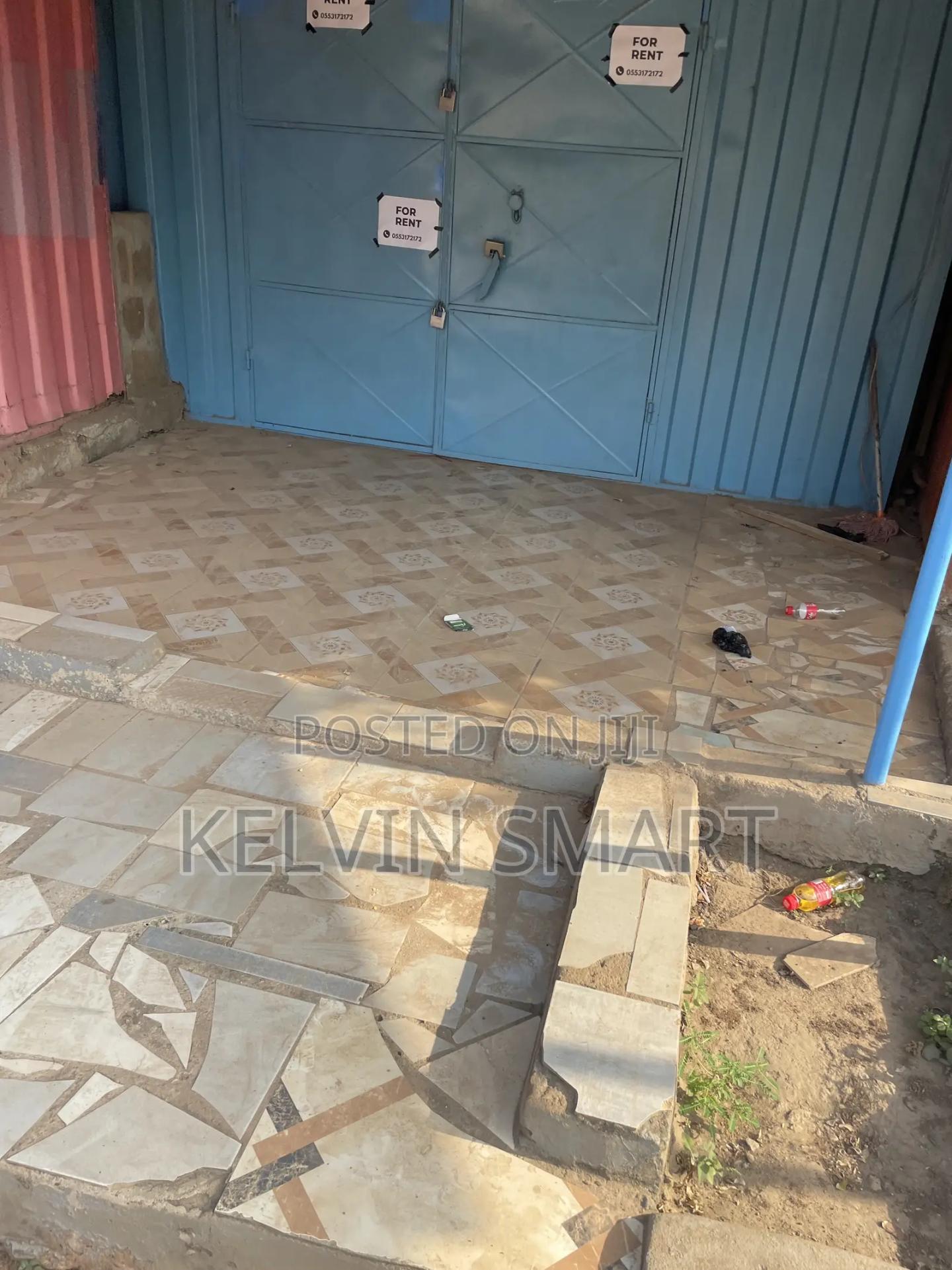 Container Shop for Rent at Lapaz - Commercial in Greater Accra, Lapaz, Las Palmas Area - Rent