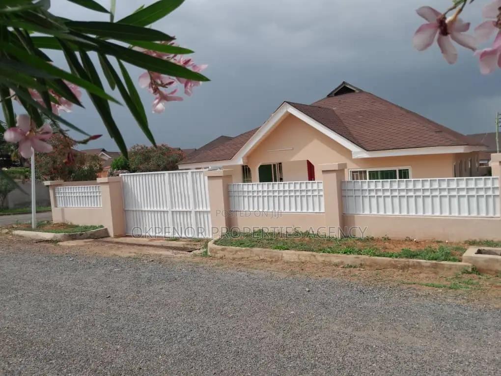 3bdrm House in Amrahia, Valley View Area for rent - 3 bedroom House in Greater Accra, Oyibi, Valley View Area - Rent