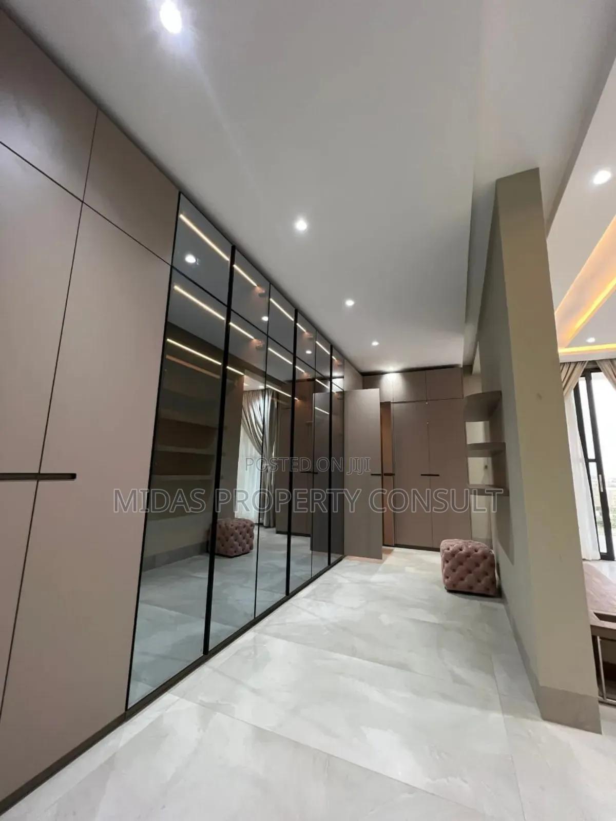 Furnished 4bdrm House in East Legon Hills, Accra Metropolitan for sale - 4 bedroom House in Greater Accra, Accra Metropolitan - Sale