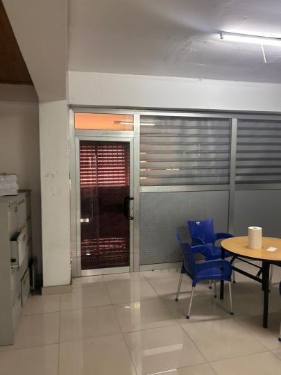 12 room commercial space for rent at Accra - 12 bedroom Commercial in Accra - Rent
