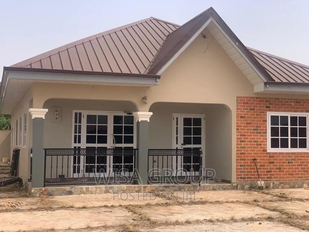 3bdrm House in Wisa Groups, Accra Metropolitan for sale - 3 bedroom House in Greater Accra, Accra Metropolitan - Sale