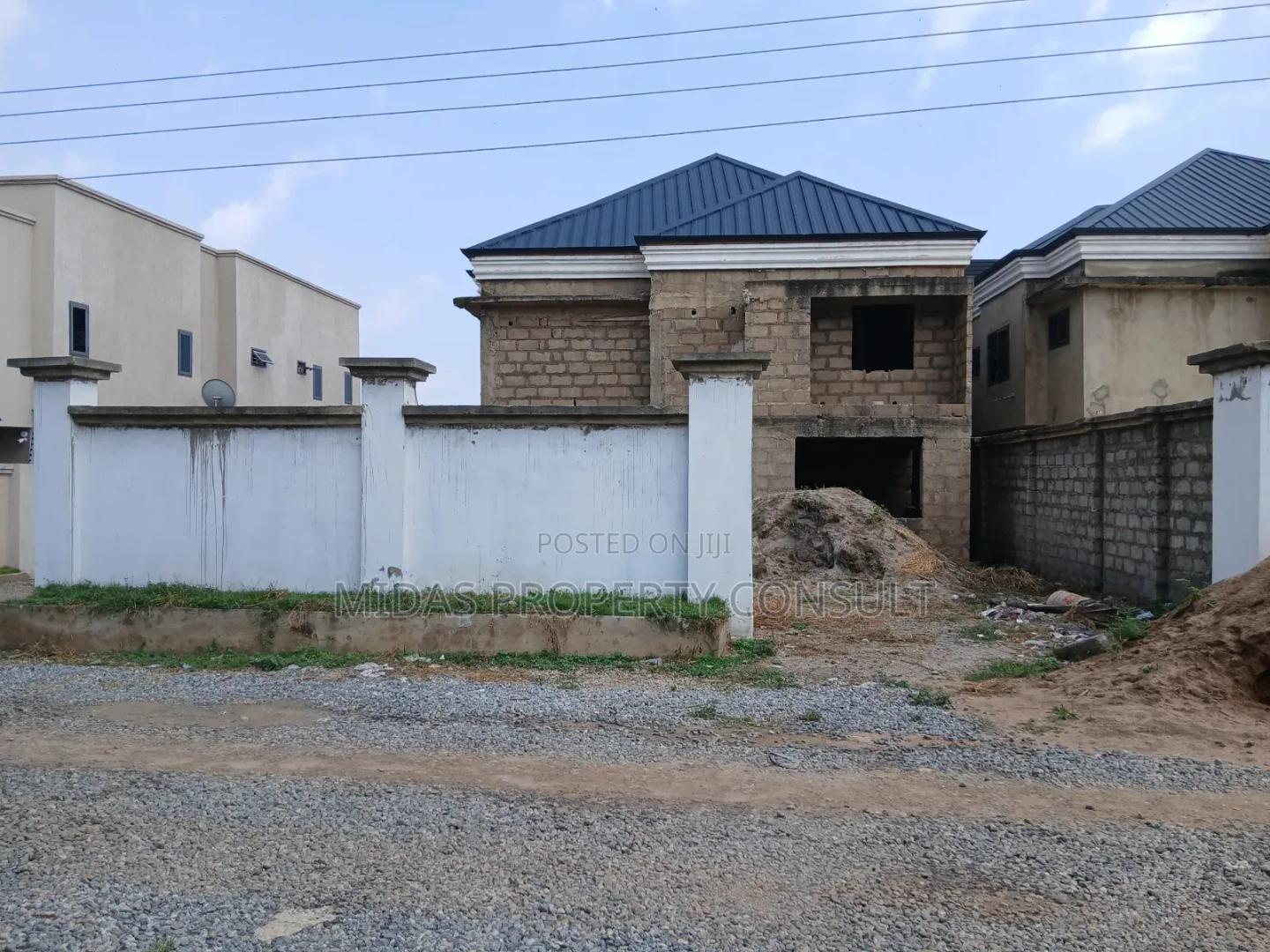 4bdrm House in Veggies, Ashomang Estate for sale - 4 bedroom House in Greater Accra, Ashomang Estate - Sale