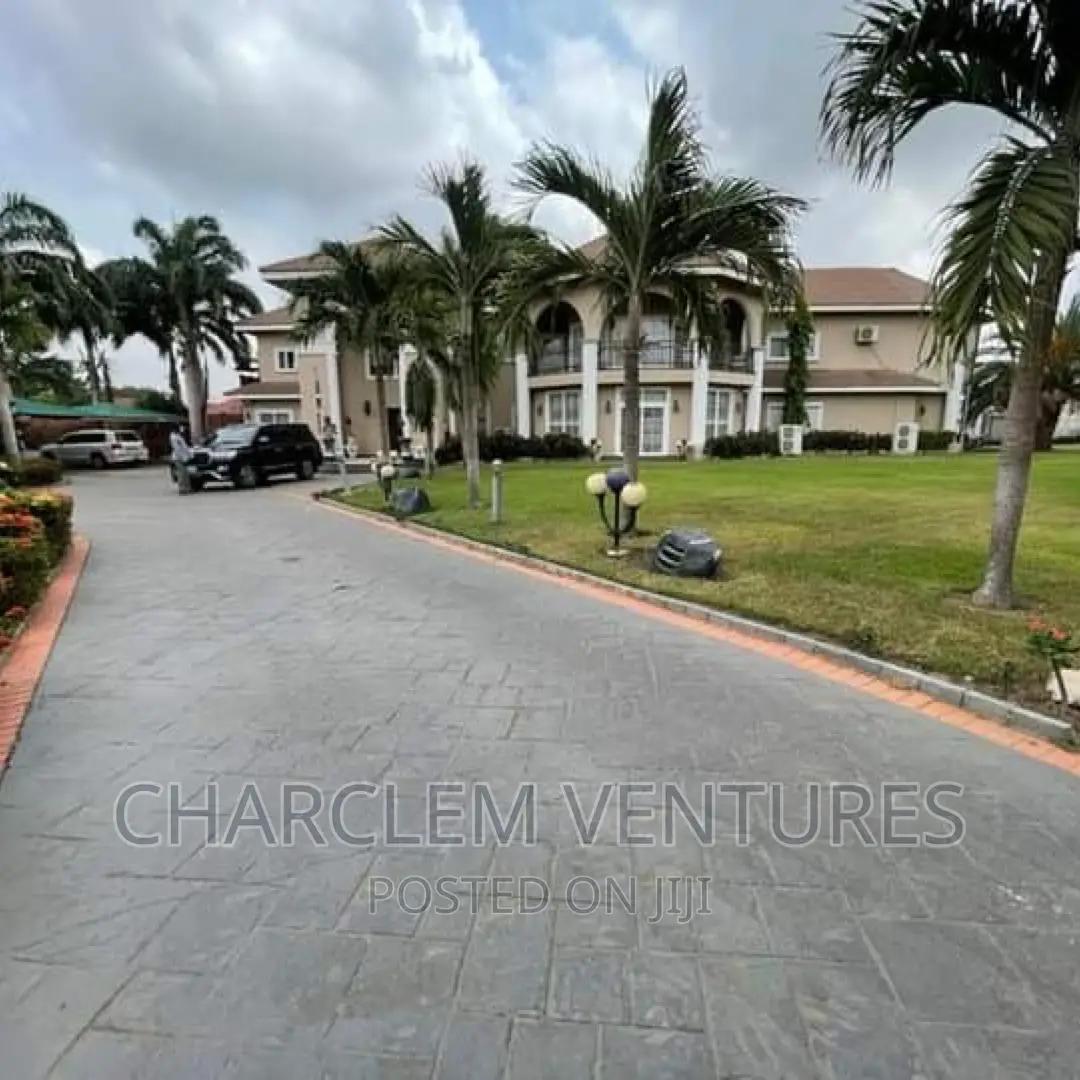 Furnished 6bdrm House in Charclem Ventures, East Legon for sale - 6 bedroom House in Greater Accra, East Legon - Sale