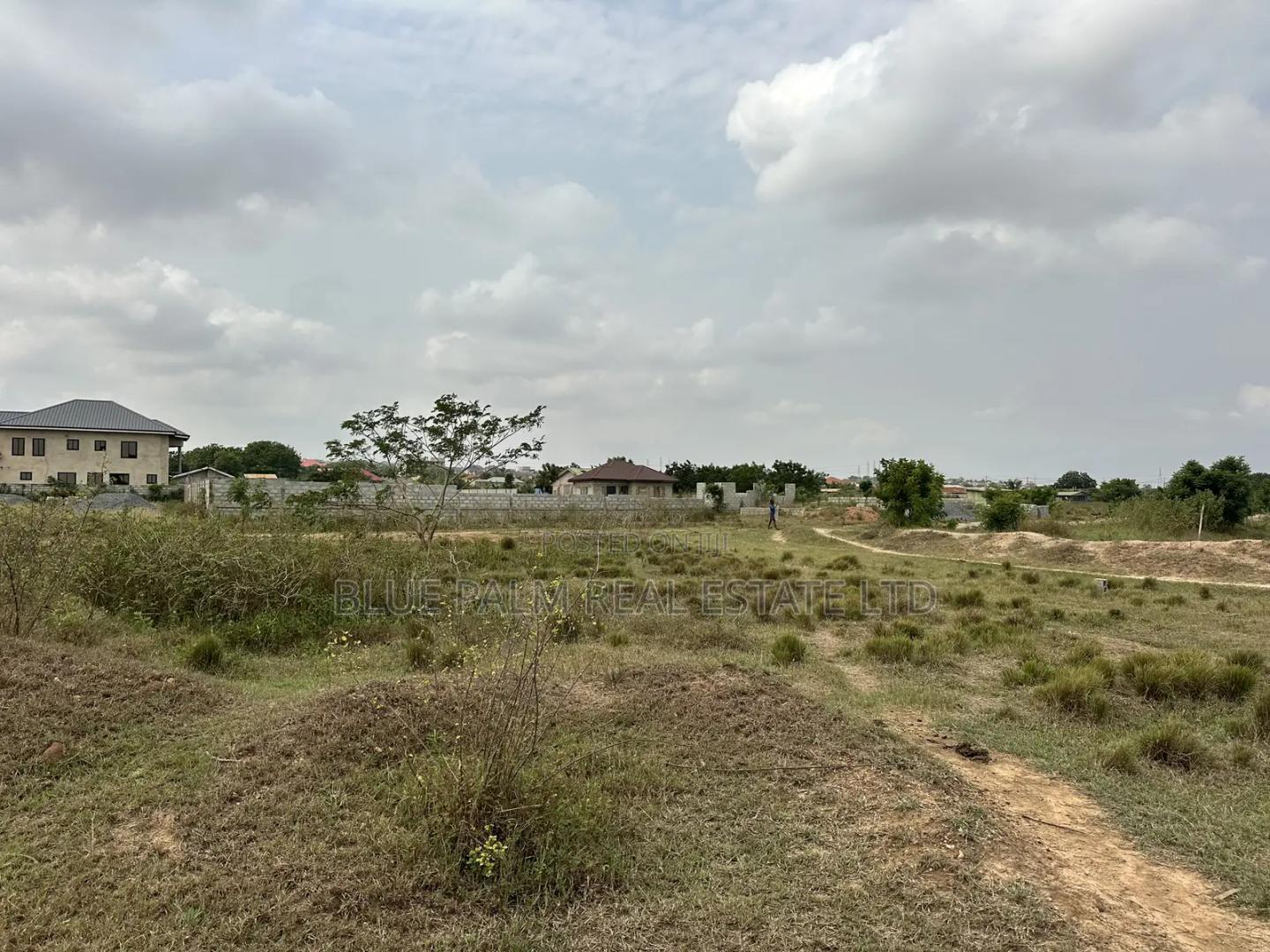 Let Get You a Land Today With Free Document - Land in Greater Accra, Tema Metropolitan, Community 25 - Sale