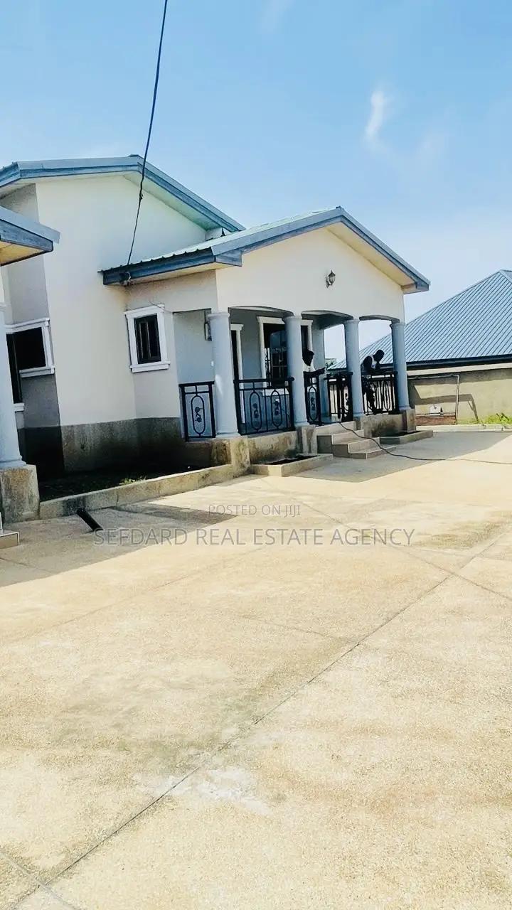 2bdrm Apartment in Sefdard Properties, Pokuase for rent - 2 bedroom Apartment in Greater Accra, Pokuase - Rent
