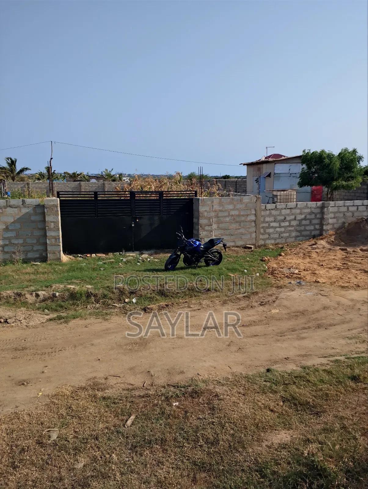2 Plots for Sale Klagon Behind Nhyiraba Kwajo Plaza - Land in Greater Accra, Tema Metropolitan - Sale