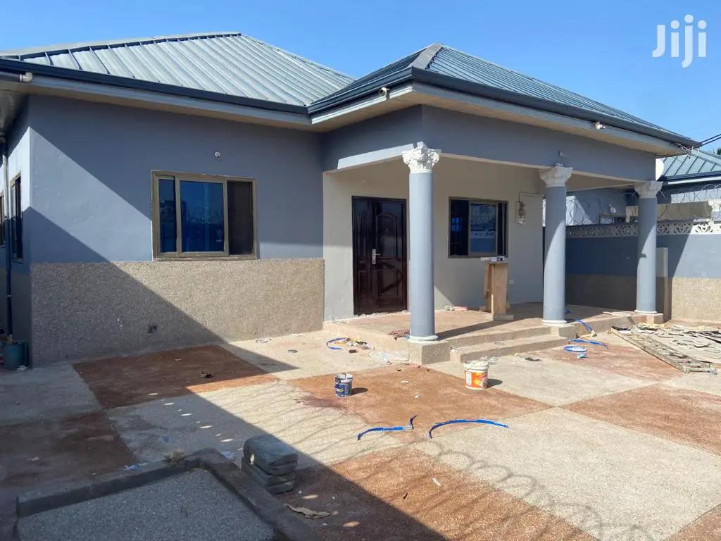 3bdrm House in Bronko Housing, Accra Metropolitan for rent - 3 bedroom House in Greater Accra, Accra Metropolitan - Rent