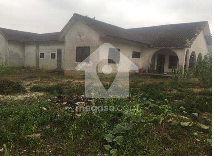 4 bedroom house for sale at Kumasi , Ayeduase - 4 bedroom House in Kumasi , Ayeduase - Sale