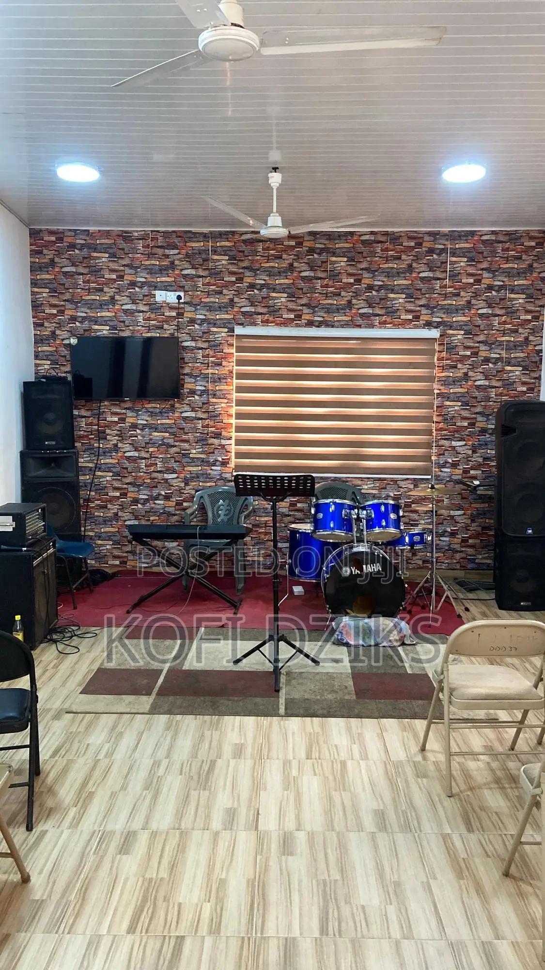 Auditorium/Conference Room for Rent - Commercial in Greater Accra, Achimota, 22/09 - Rent