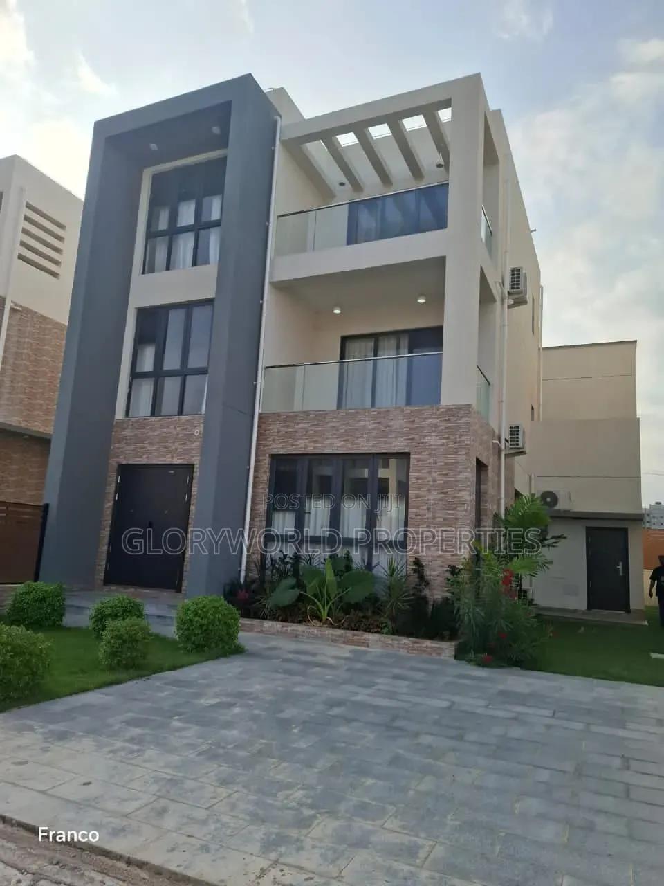 Furnished 5bdrm Duplex in Sakumono for sale - 5 bedroom House in Greater Accra, Tema Metropolitan, Sakumono - Sale