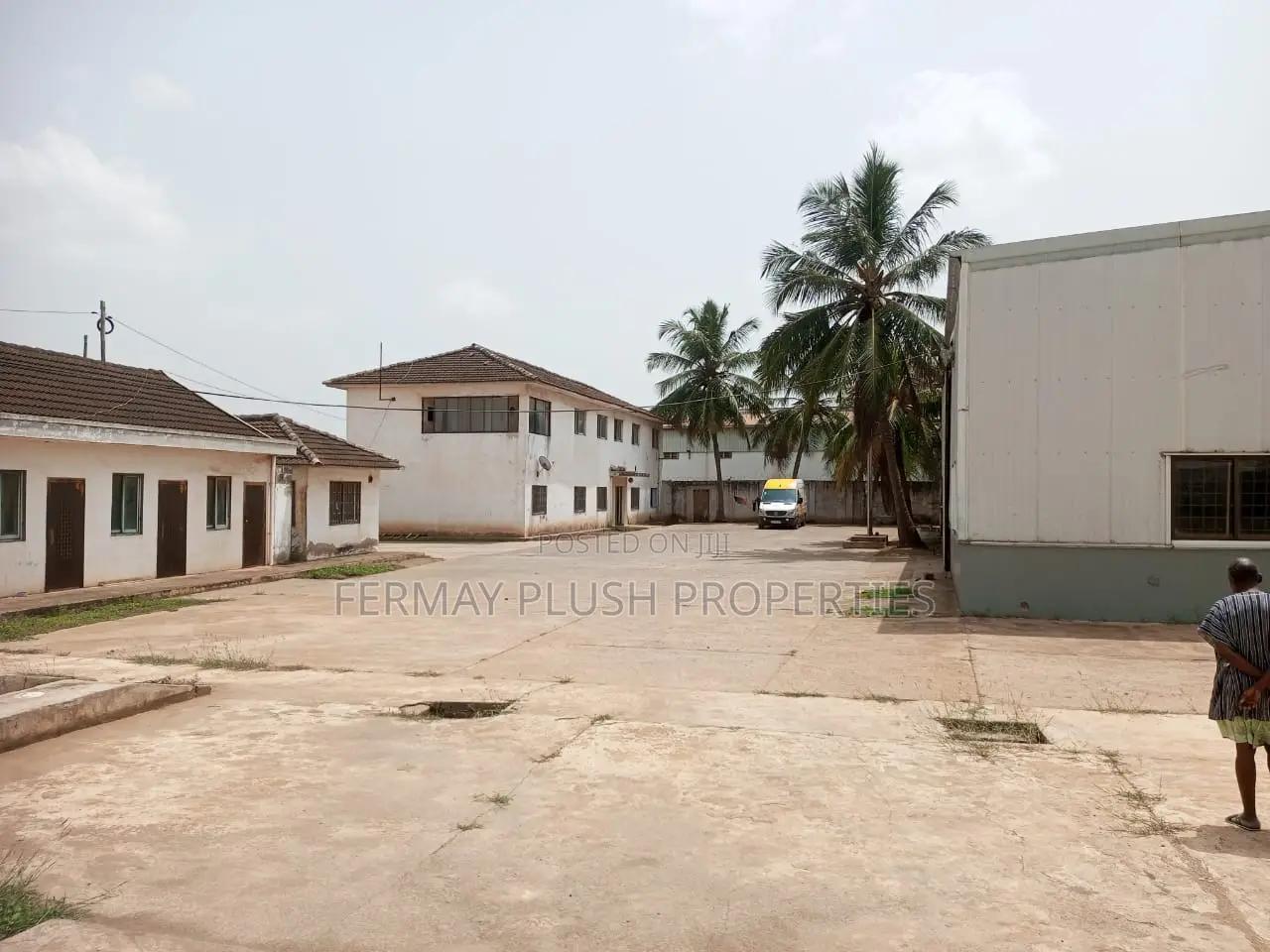Newly Built Factory With Good Road Network - Commercial in Greater Accra, Accra Metropolitan - Sale