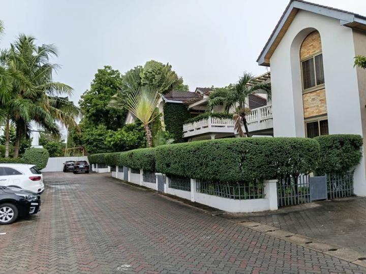 3 bedroom townhouse for rent at Cantonment - 3 bedroom House in Cantonment - Rent