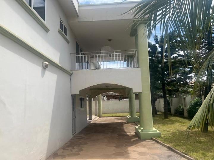 6 bedroom house for sale at Dzorwulu - 6 bedroom House in Dzorwulu - Sale