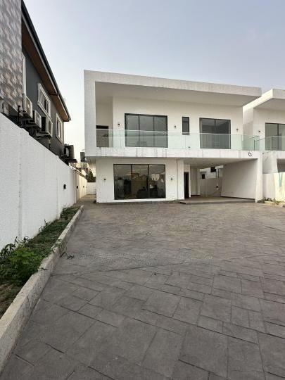 4 bedroom house for sale at Ashaley Botwe - 4 bedroom House in Ashaley Botwe - Sale