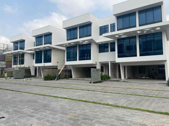 4 bedroom townhouse for rent at East legon 69 - 4 bedroom House in East legon 69 - Rent