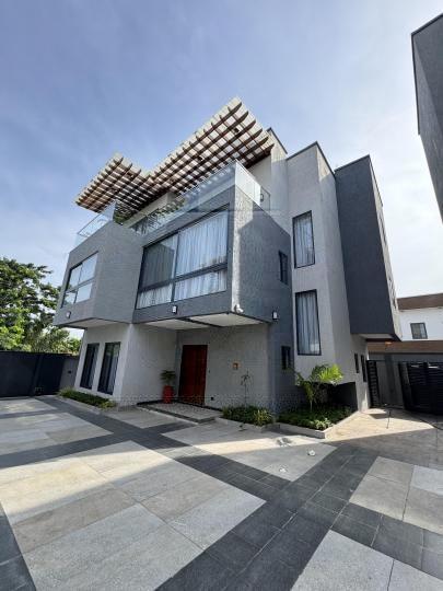 5 bedroom furnished townhouse for rent at Roman Ridge - 5 bedroom House in Roman Ridge - Rent