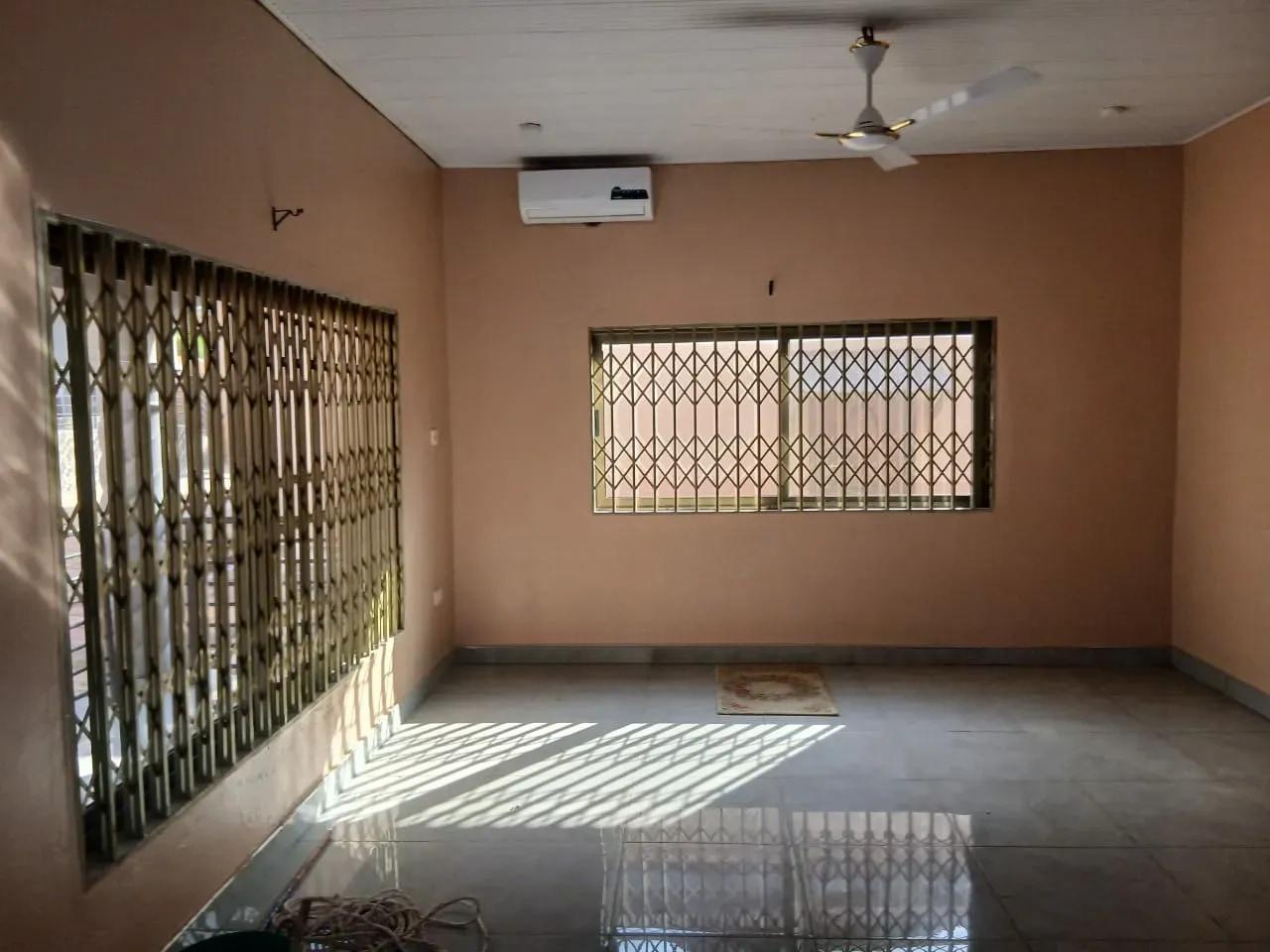 3bdrm House in Gbawe Zeroo Abosey, Accra Metropolitan for rent - 3 bedroom House in Greater Accra, Accra Metropolitan - Rent