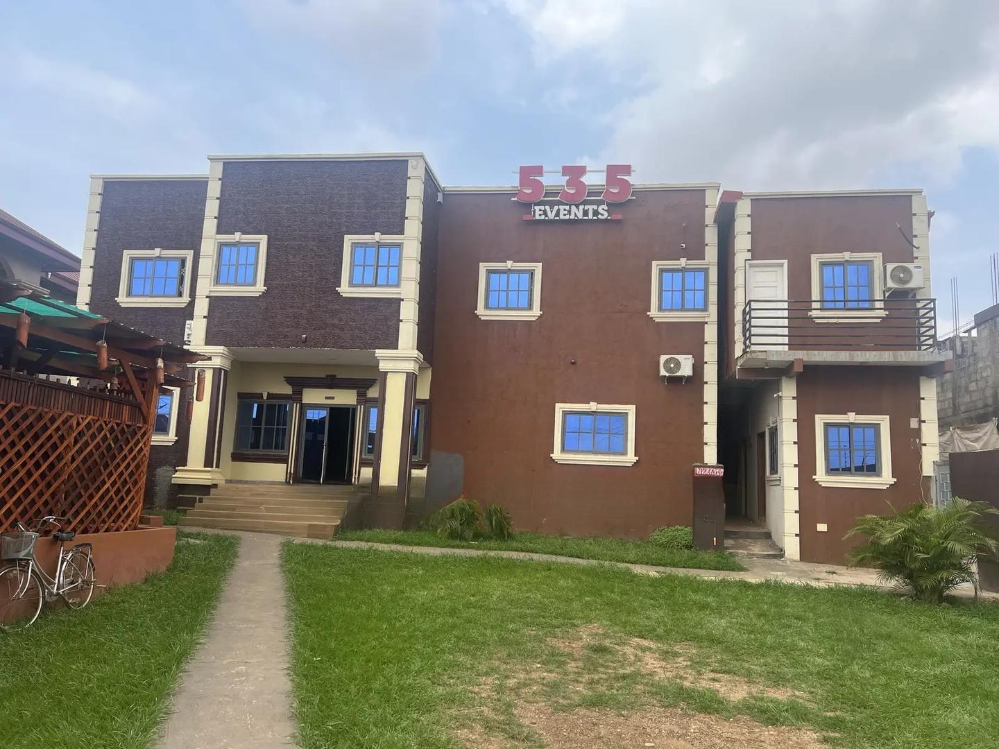 Executive Hotel for Sale in Ahodwo Daban - Commercial in Ashanti, Kumasi Metropolitan - Sale