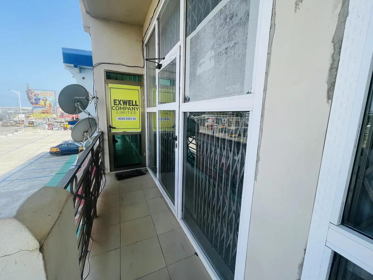 Office Space or Shop for Rent at Kasoa New Market - Commercial in Greater Accra, Kasoa - Rent