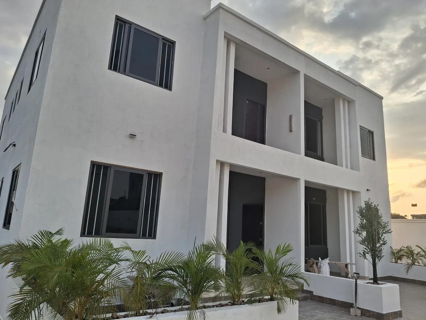 Furnished 2bdrm Apartment in B2 Properties Agency, Kumasi Metropolitan - 2 bedroom Apartment in Ashanti, Kumasi Metropolitan - Sale