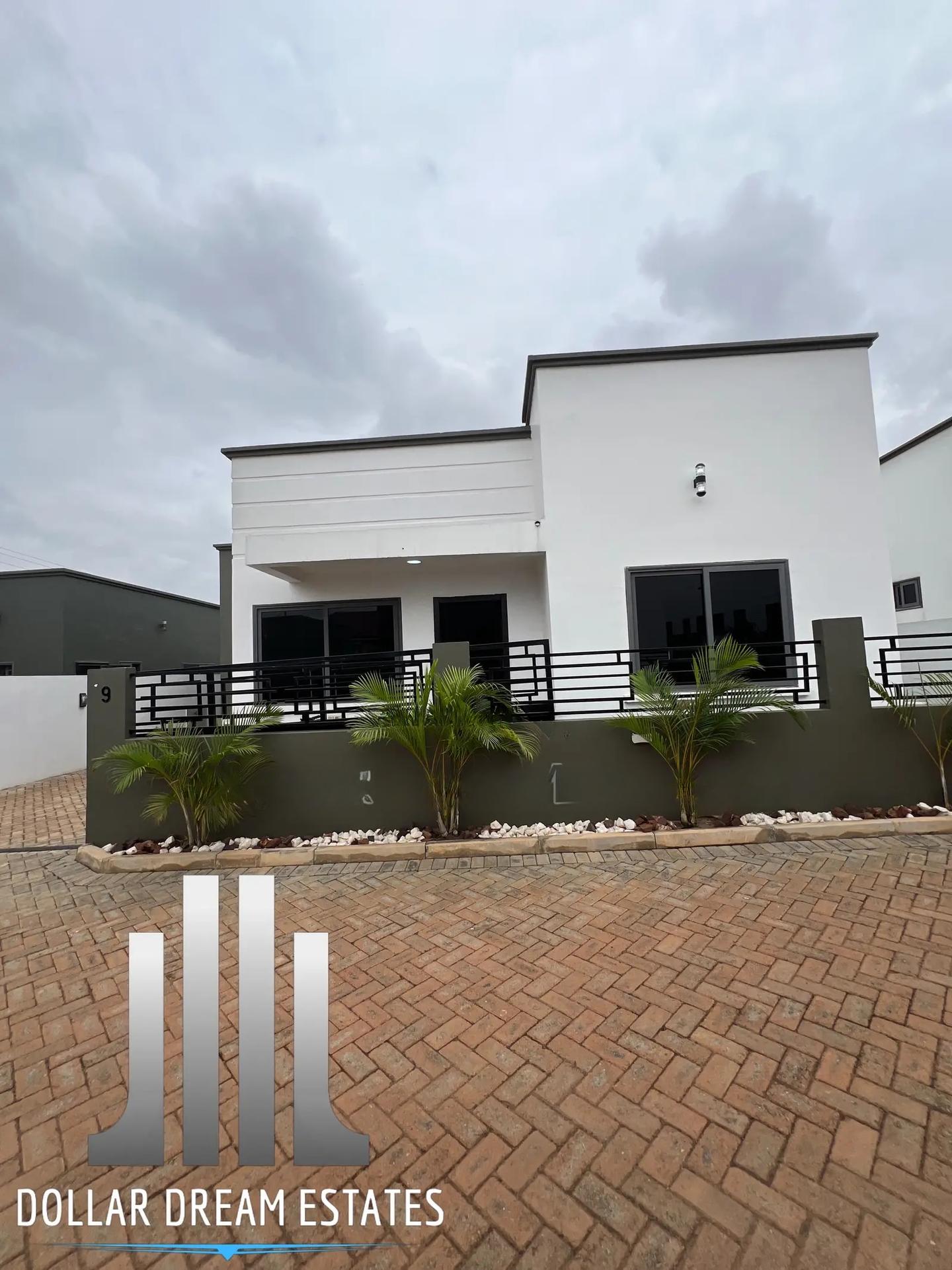 3bdrm House in North Legon for sale - 3 bedroom House in Greater Accra, North Legon - Sale
