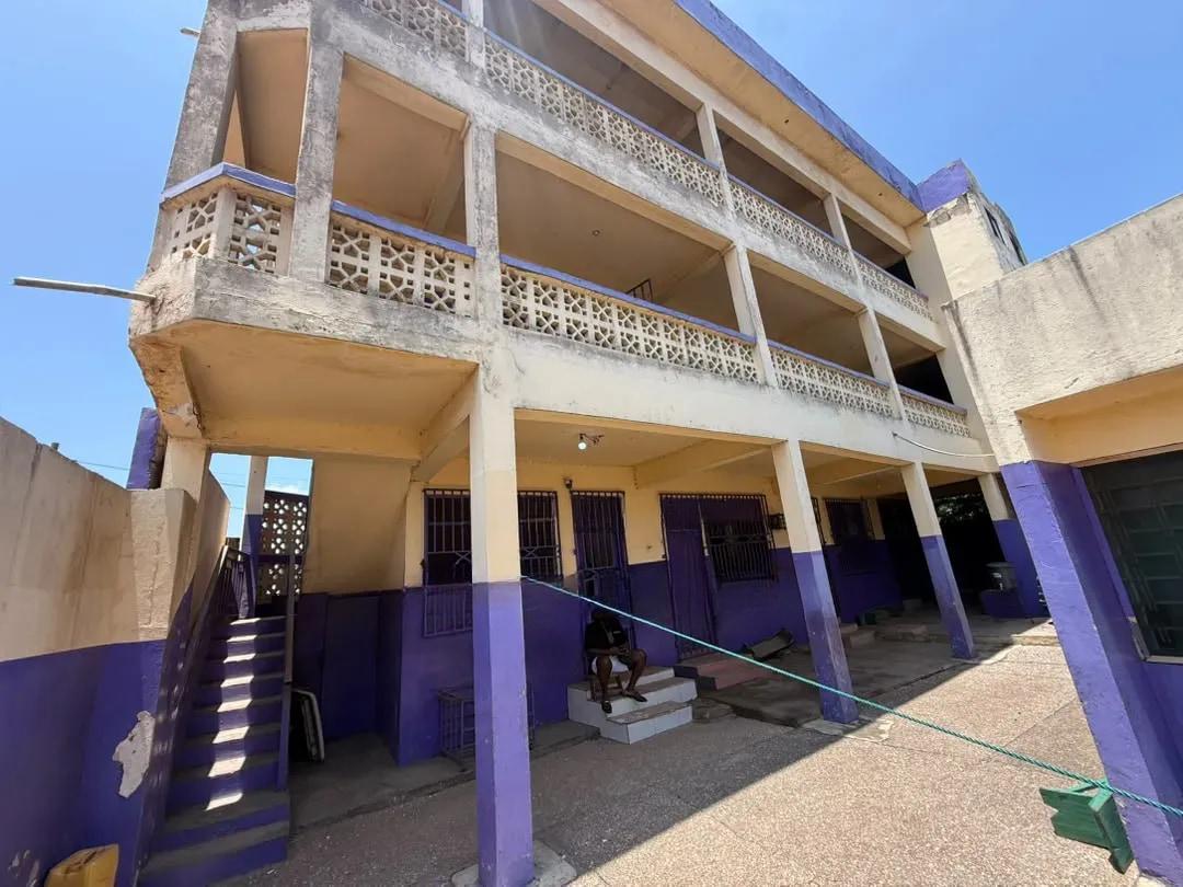 School for Sale at Kwashieman - Commercial in Greater Accra, Kwashieman, A-Lang / Kwashieman - Sale