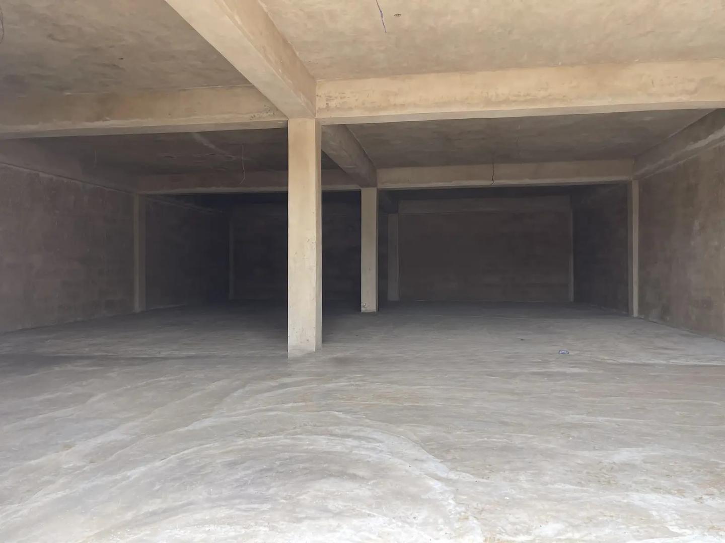 250 SQM Warehouse at Avenor for Rent - Commercial in Greater Accra, Avenor Area - Rent