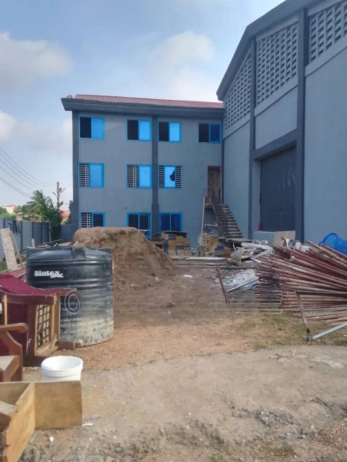 1300 SQM Warehouse for Rent at Achimota Mile 7 for $5000 a Month - Commercial in Greater Accra, Achimota - Rent