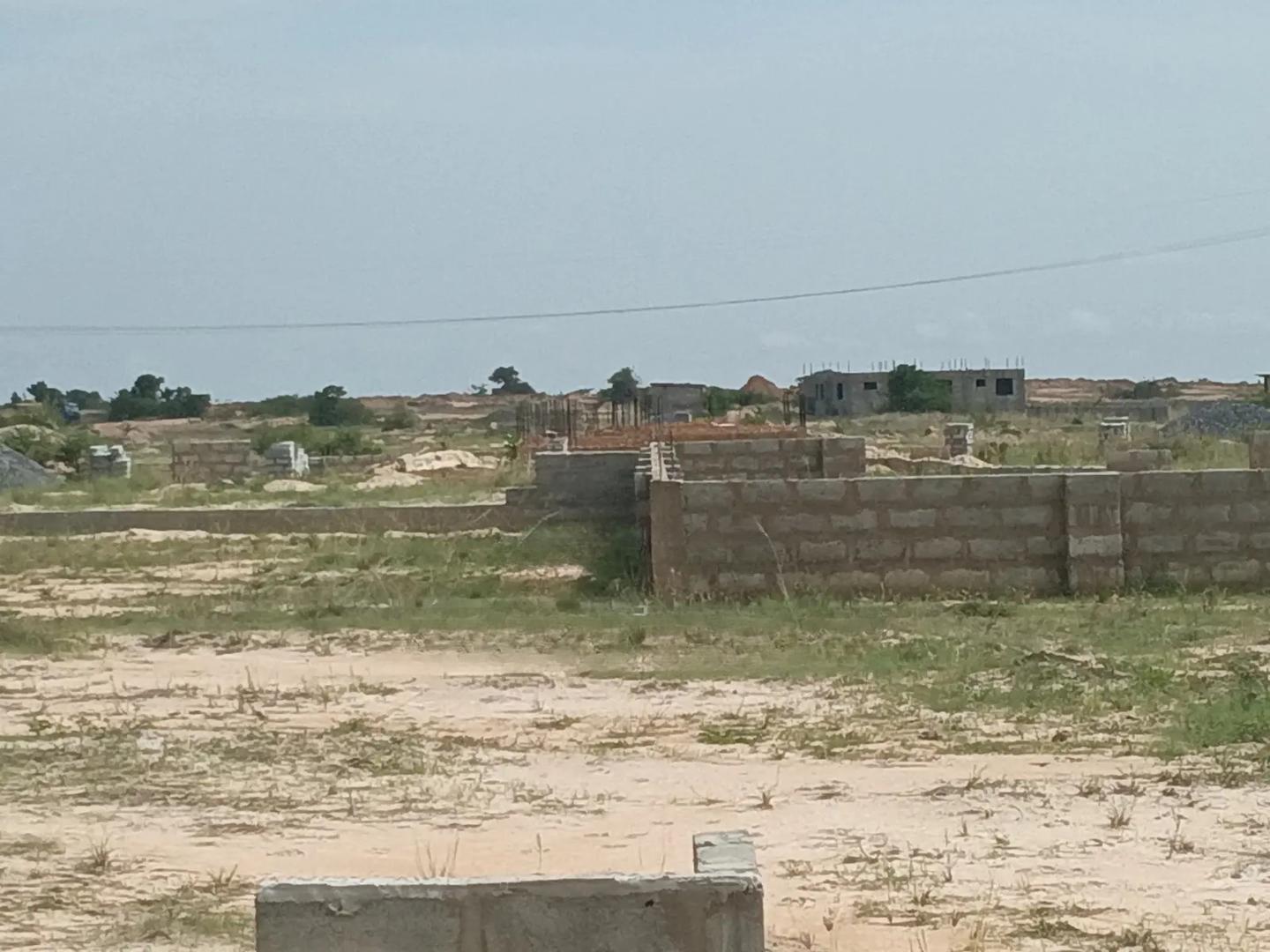 Full Plot for Sale Near Tsopoli Police Barrier – Skyport City - Land in Greater Accra, Accra Metropolitan - Sale