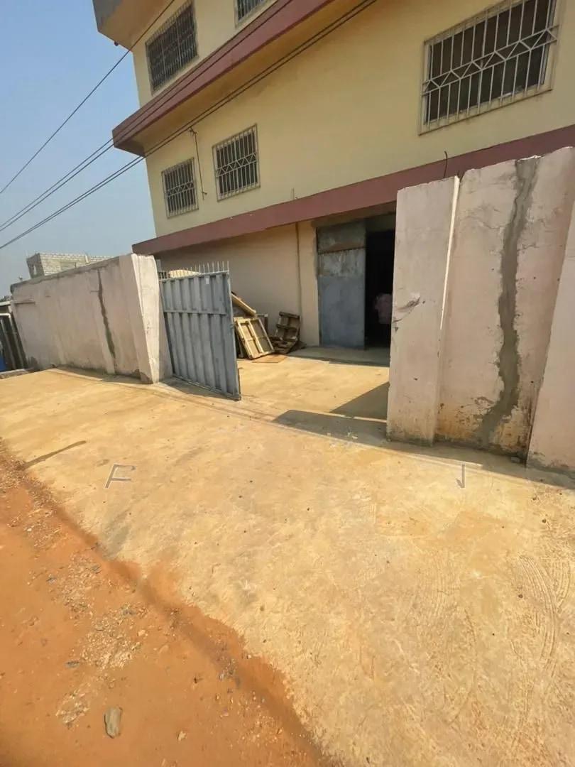 Warehouse Forrent - Commercial in Greater Accra, Achimota, Mile 7 - Rent