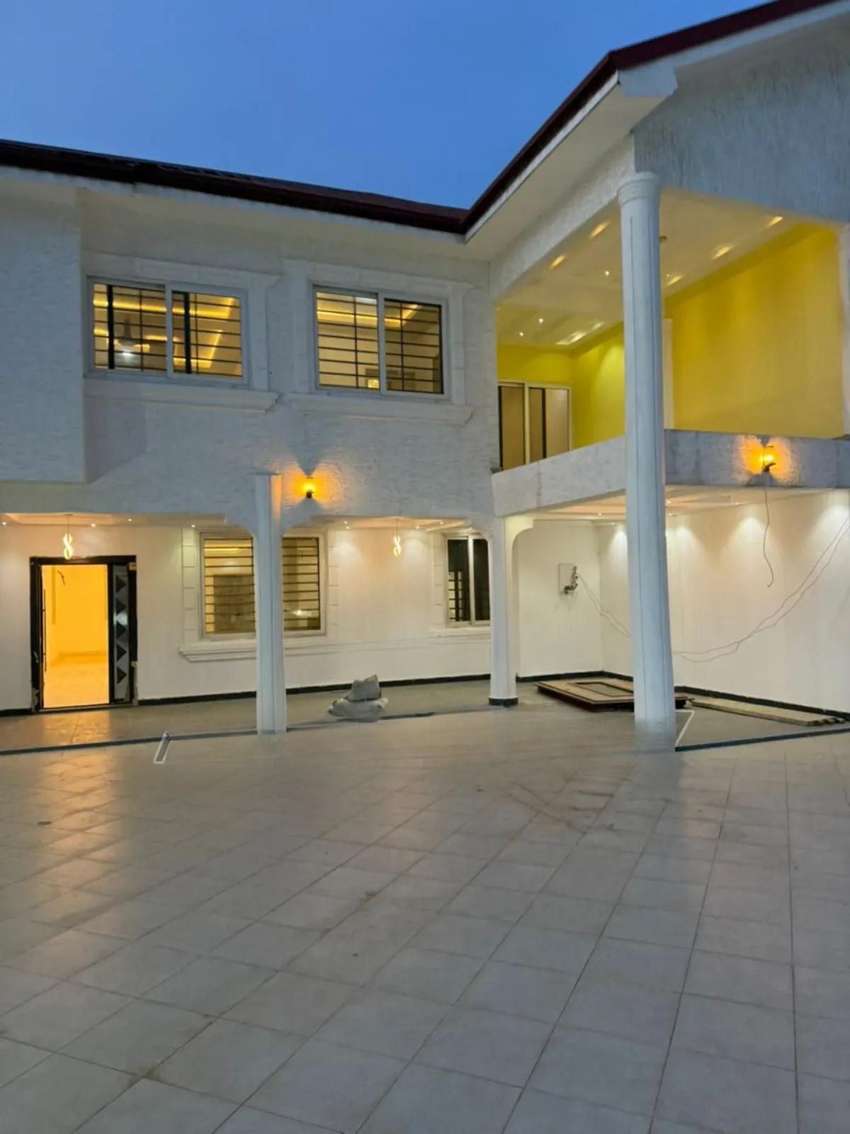 4bdrm House in Baatsonaa Spintex, Accra Metropolitan for sale - House in Greater Accra, Accra Metropolitan - Sale