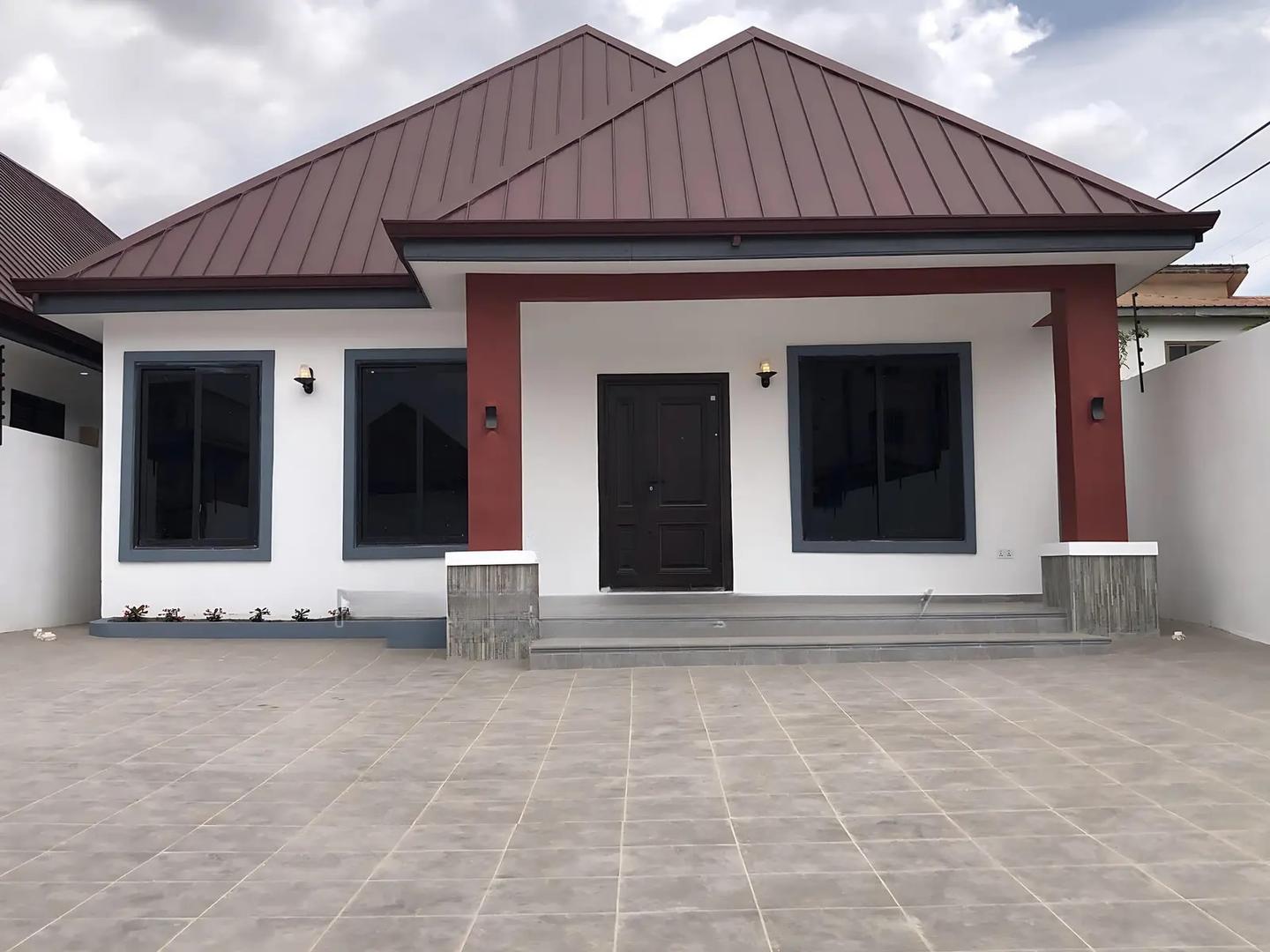 3bdrm Bungalow in Oyarifa, Accra Metropolitan for sale - 3 bedroom House in Greater Accra, Accra Metropolitan - Sale