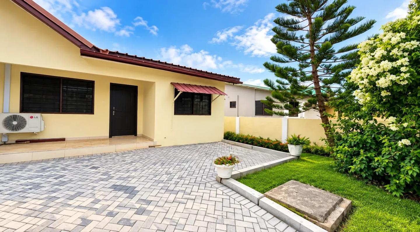 2bdrm House in Lakeside Estate for sale - 2 bedroom House in Greater Accra, Ashaley Botwe, Lake Side Estate - Sale