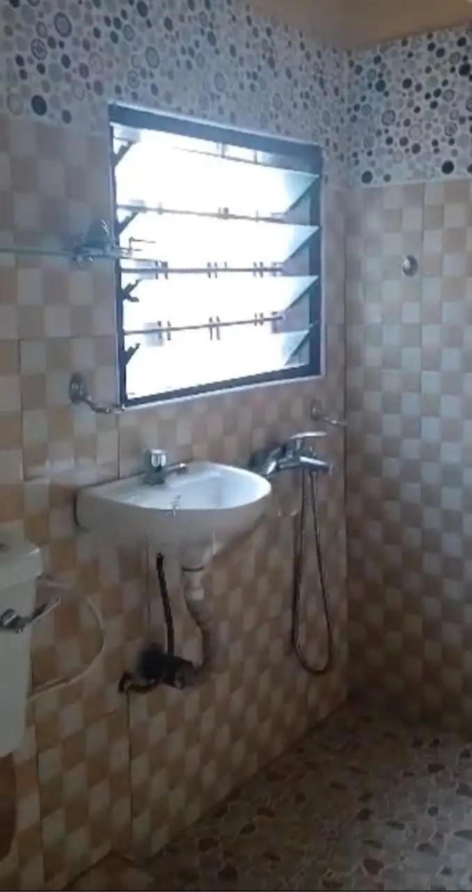 1bdrm House in Prestige, Sowutwuom for rent - 1 bedroom House in Greater Accra, Sowutwuom - Rent