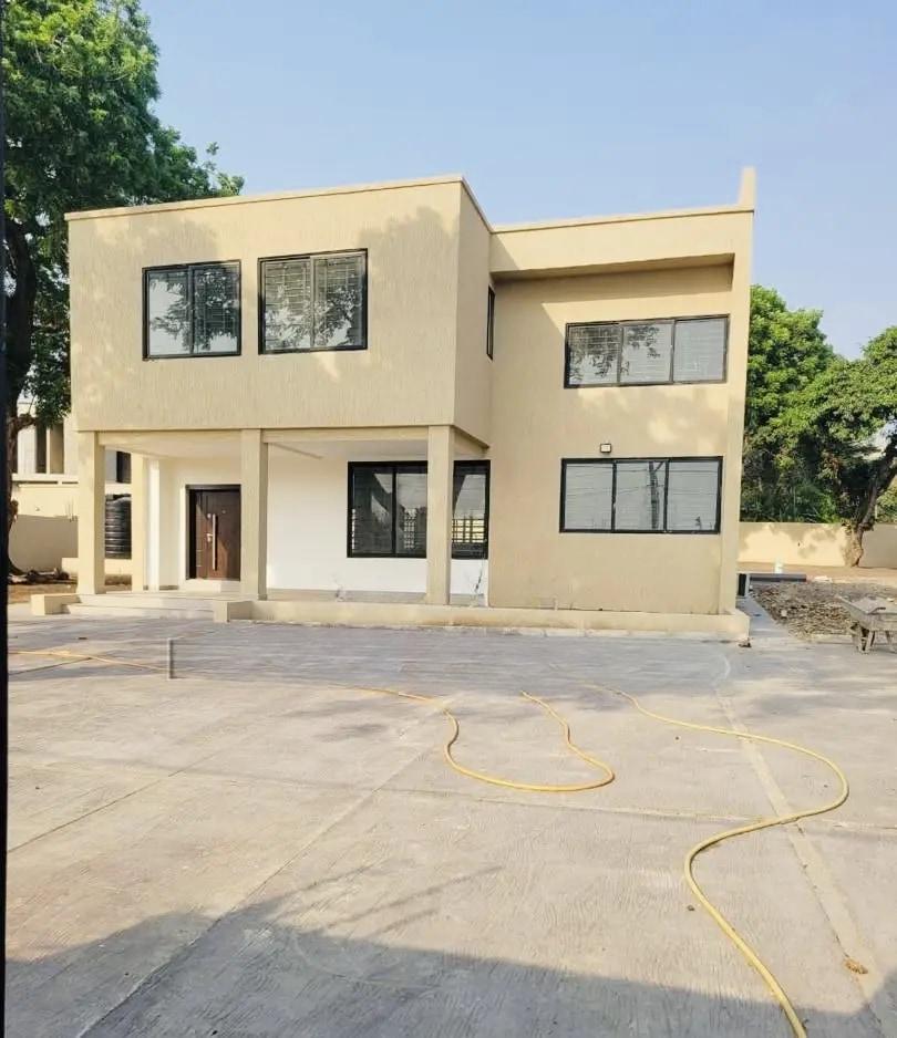 4 Bedrooms With 2 Bedrooms Bq, Cantonments, $6500/Month - 4 bedroom Commercial in Greater Accra, Cantonments - Rent