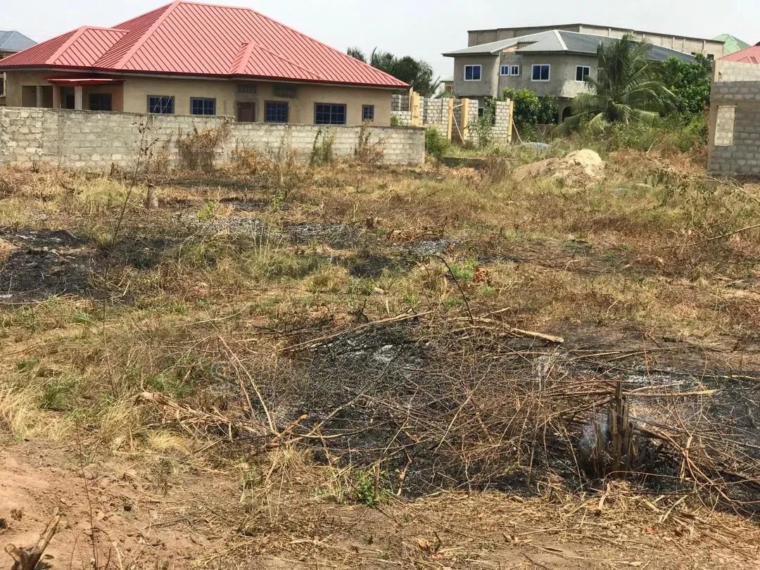 Half Plot for Sale at Sewua Opp. Otumfuo Estate - Land in Ashanti, Kumasi Metropolitan - Sale