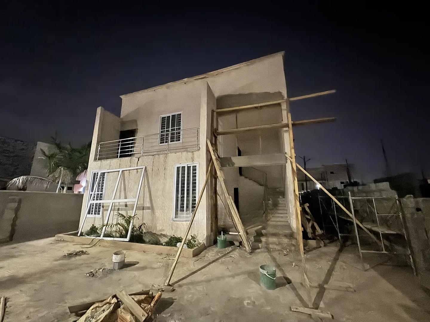 4bdrm Duplex in Near Manet Junction, Spintex for sale - 4 bedroom House in Greater Accra, Spintex - Sale